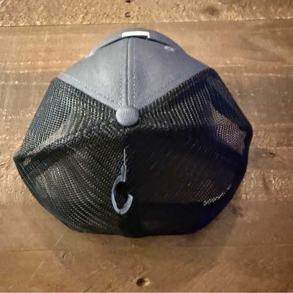 Boston Celtics Gray and Black Mesh snapback cap - Picture 2 of 3